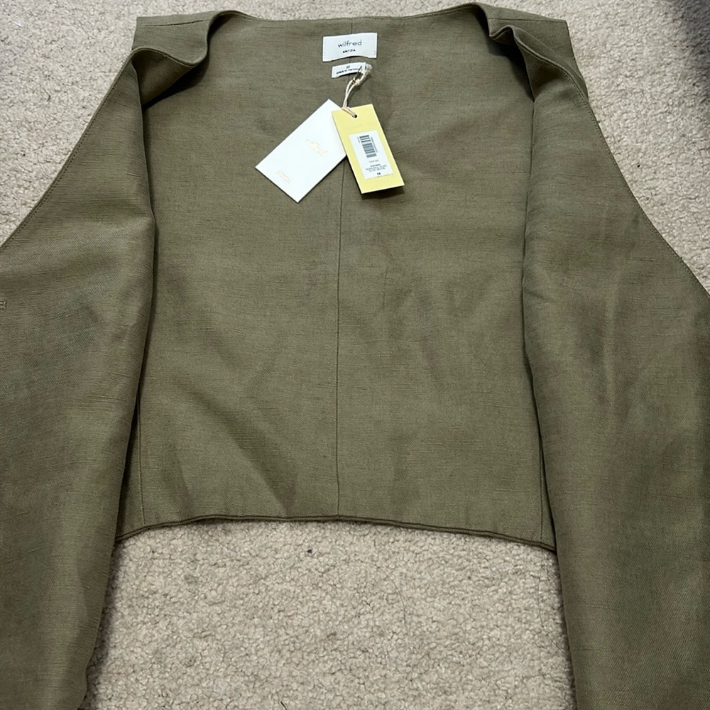 Wilfred Vest - Picture 5 of 10